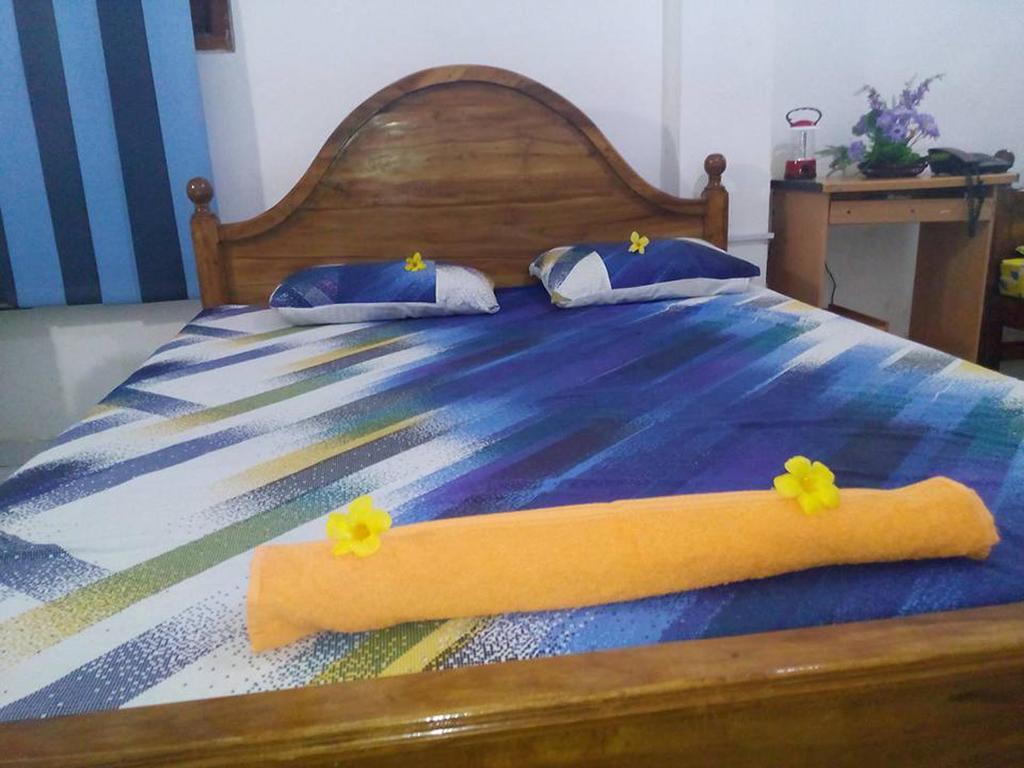 Smart Holiday Inn Galle Quarto foto