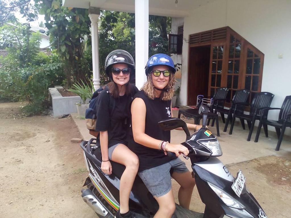Smart Holiday Inn Galle Exterior foto